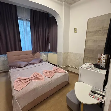 Πανσιόν Ana L1 *